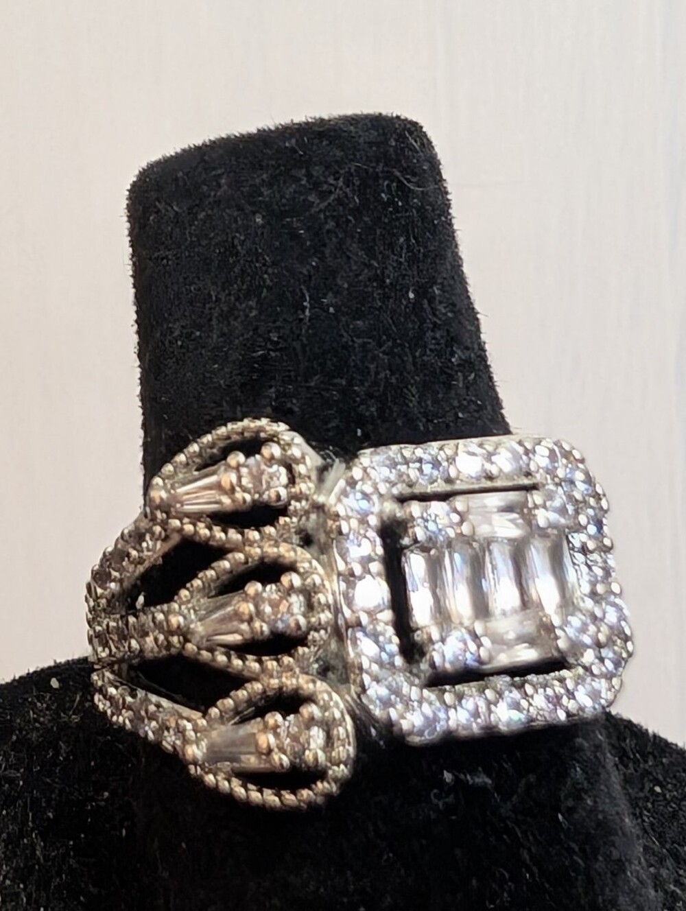 #93. Elegant Silver-Tone Crystal Halo Statement Ring